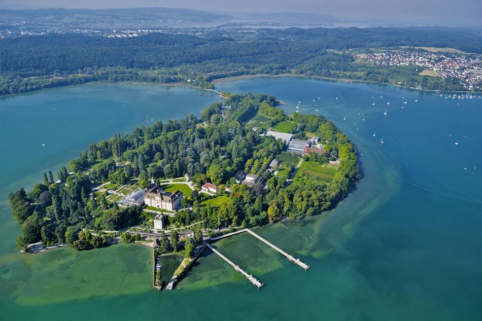 MAINAU ISLAND