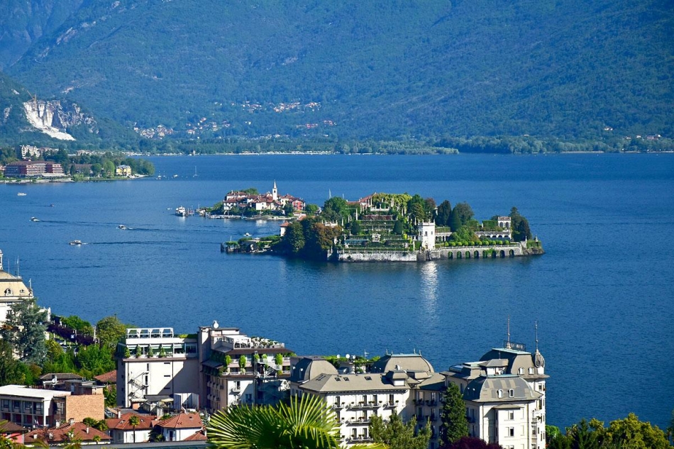 STRESA BORROMEO ISLANDS